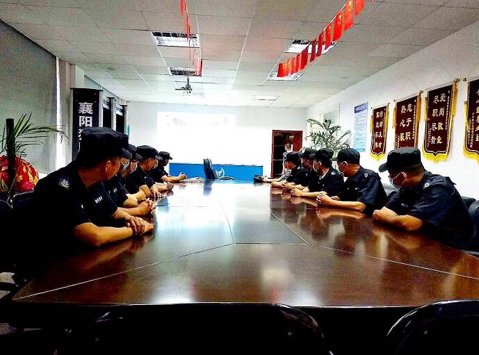 襄陽安保禮儀到底有沒有必要？聽說保安素質(zhì)都很低下？錯(cuò)！大錯(cuò)特錯(cuò)！