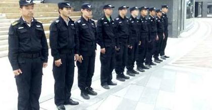 身為一個保安人員,在襄陽安全技術(shù)防護時著裝上有什么要求呢?