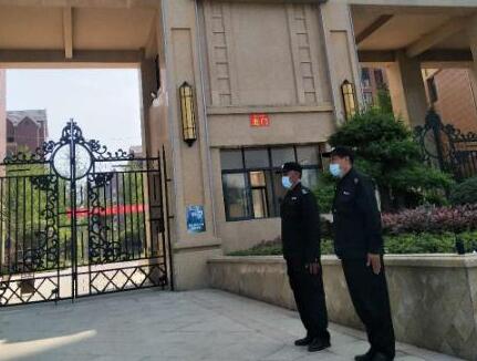 工作中的保安人員著裝上有什么樣的標準呢？